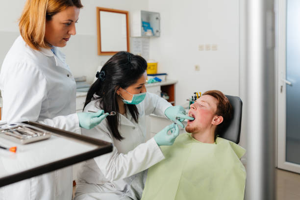 Best Weekend Emergency Dental Services in Chandler, IN